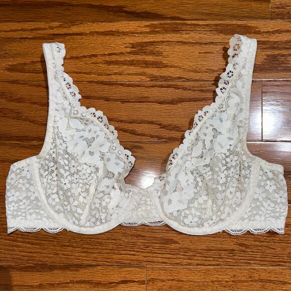Victorias Secret Body by Victoria Unlined Demi Ivory Lace Bra Size 34C - Picture 2 of 12